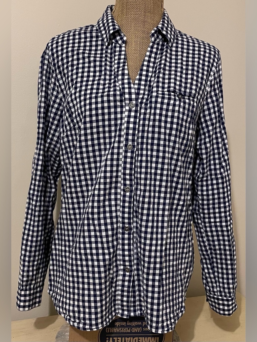 Kut from the Kloth Navy and White Gingham V-Neck Button-Down Shirt
